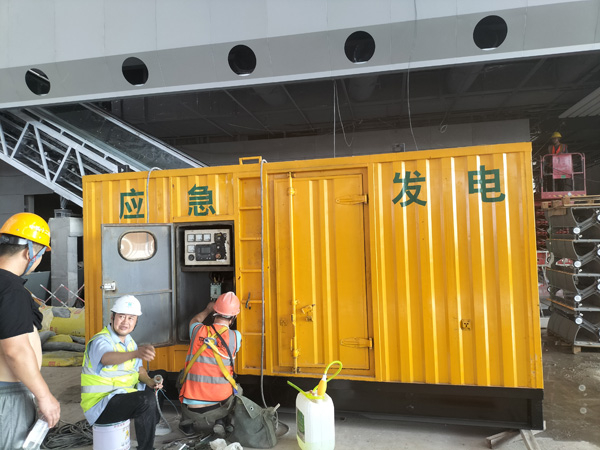 铜梁怎样判断空气滤清器是否需要更换？