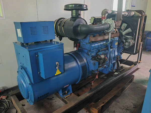 铜梁100kW柴油发电机组使用多级机油有哪些优缺点？